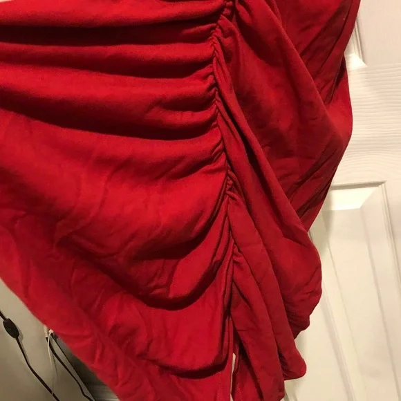 MAKE OFFER! Sassy? You bet! RetroChic by Torrid Elegant Red Women's Wrap Dress - Picture 6 of 8